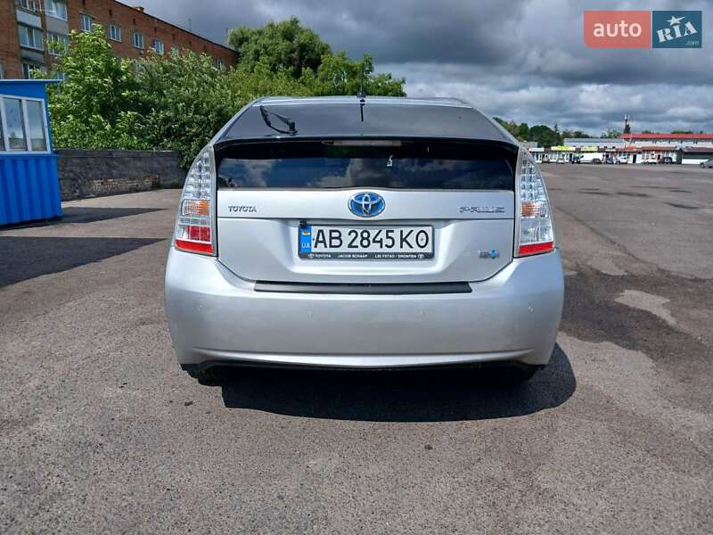 Хетчбек Toyota Prius 2010 в Тульчині