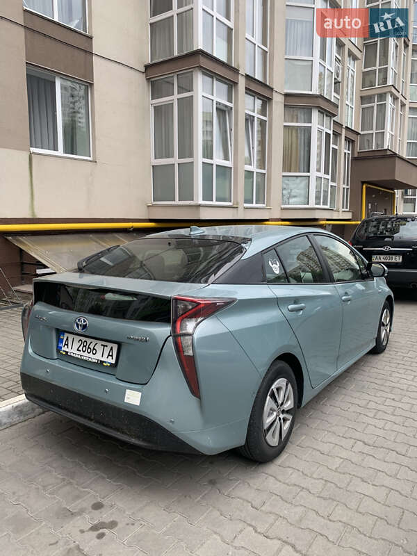 Хэтчбек Toyota Prius 2018 в Броварах