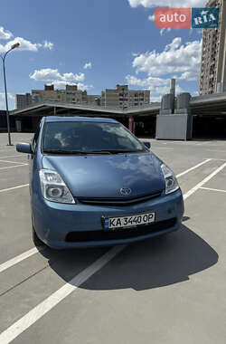 Хэтчбек Toyota Prius 2005 в Киеве