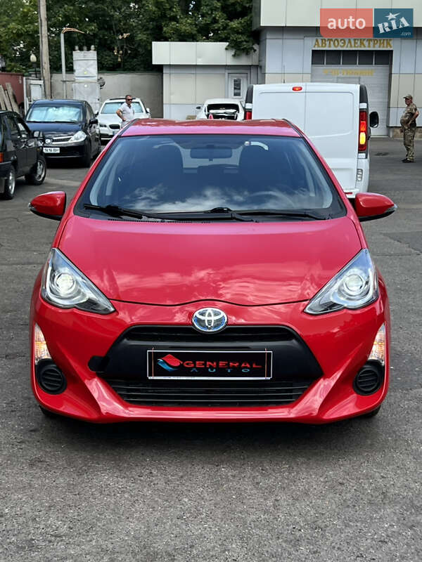 Toyota Prius 2015