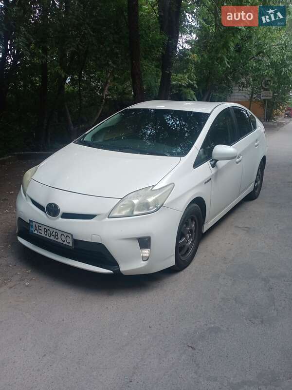 Хэтчбек Toyota Prius 2013 в Днепре
