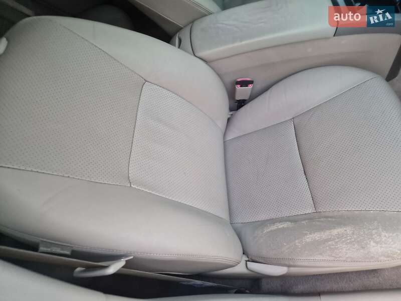 Хэтчбек Toyota Prius 2007 в Львове