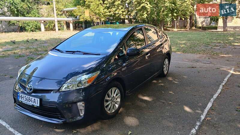 Хэтчбек Toyota Prius 2013 в Одессе