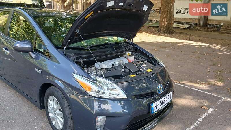 Хэтчбек Toyota Prius 2013 в Одессе