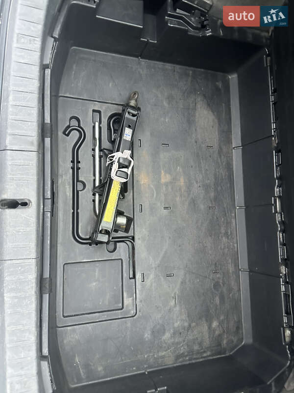 Хетчбек Toyota Prius 2005 в Луцьку