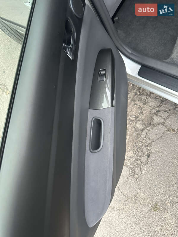 Хетчбек Toyota Prius 2005 в Луцьку