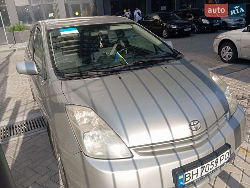 Хетчбек Toyota Prius 2004 в Барвінковому