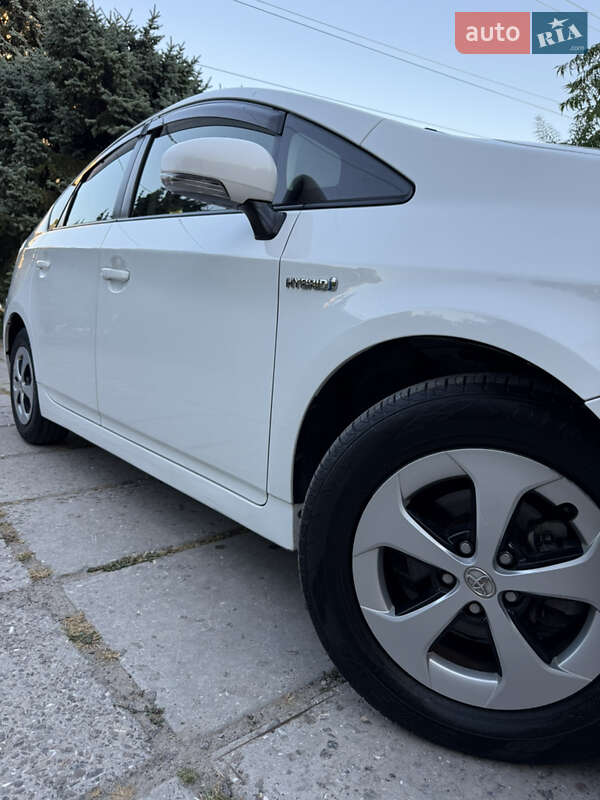 Хэтчбек Toyota Prius 2014 в Одессе