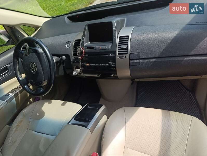 Хэтчбек Toyota Prius 2008 в Житомире