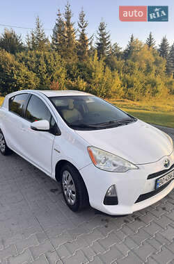 Хетчбек Toyota Prius 2013 в Тернополі