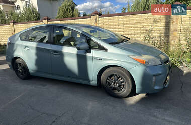 Хетчбек Toyota Prius 2015 в Києві