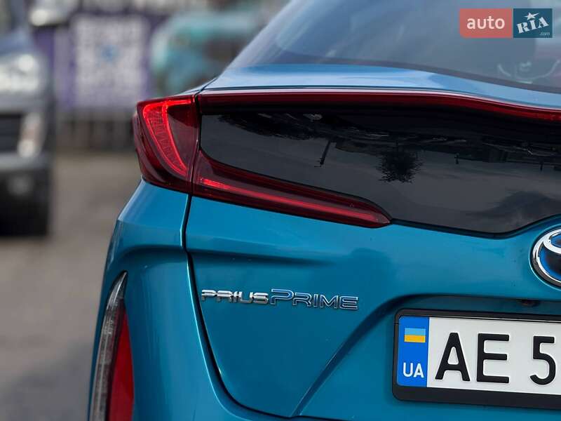 Хетчбек Toyota Prius 2019 в Кривому Розі