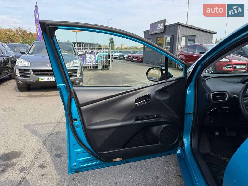 Хетчбек Toyota Prius 2019 в Кривому Розі