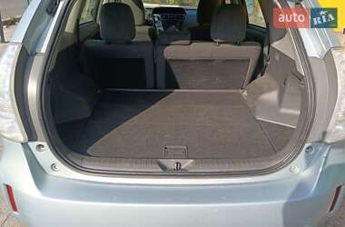 Хэтчбек Toyota Prius 2013 в 