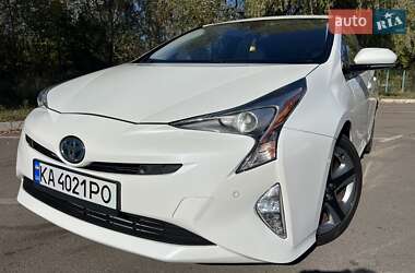 Хэтчбек Toyota Prius 2018 в Киеве Хэтчбек Toyota Prius 2018 в Киеве