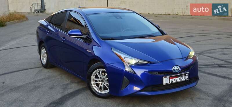 Toyota Prius 2018