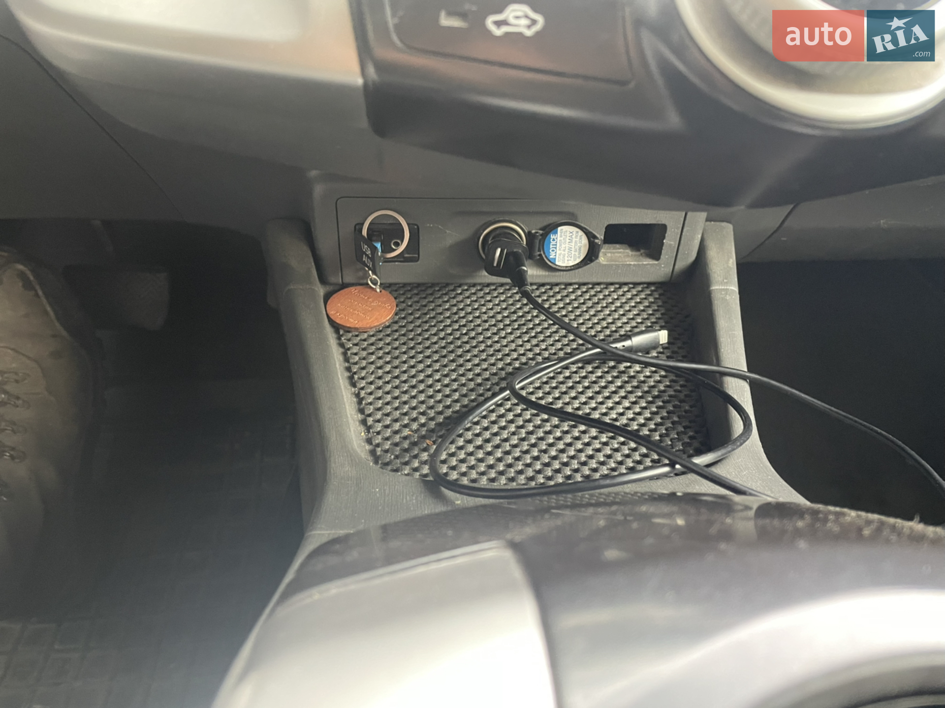 2013 Toyota Prius - мініатюра 33
