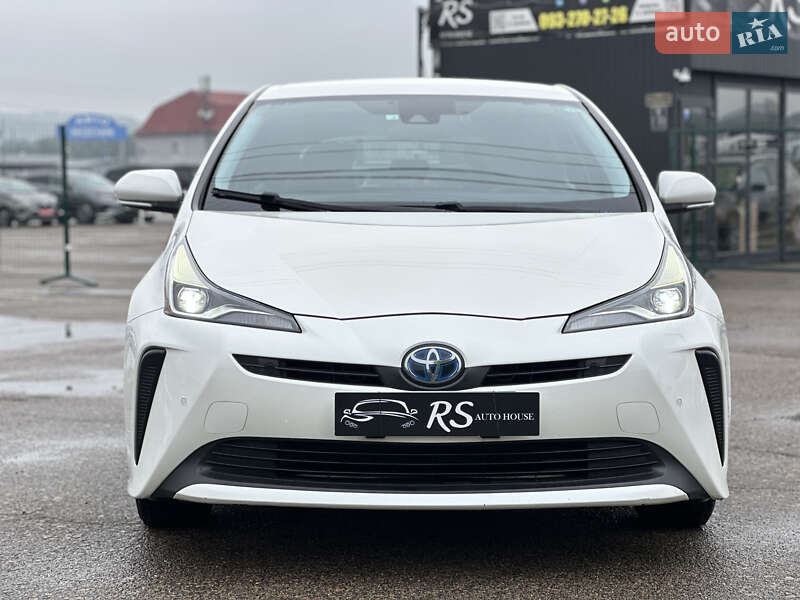 Хетчбек Toyota Prius 2021 в Києві