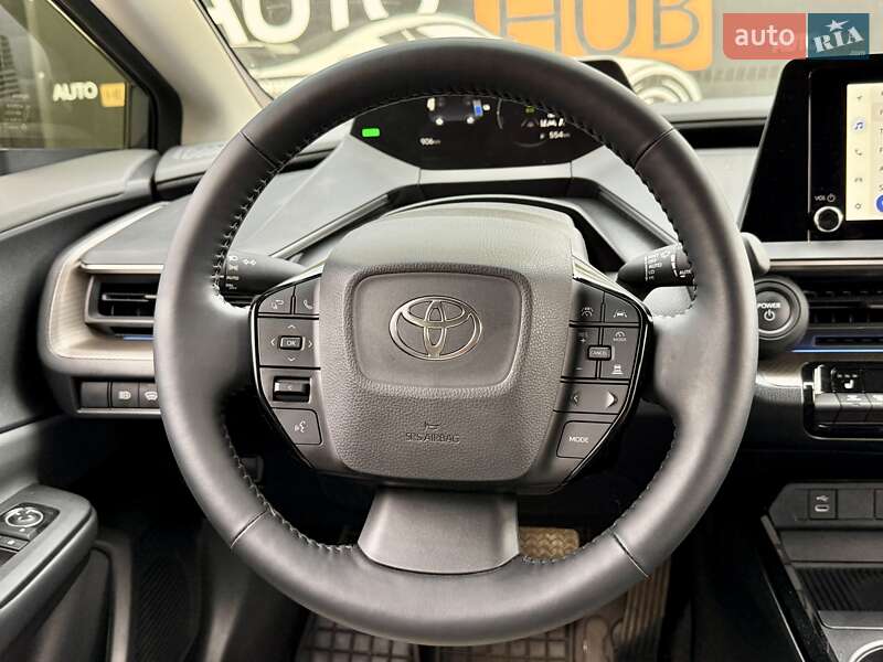 Хэтчбек Toyota Prius 2024 в Харькове