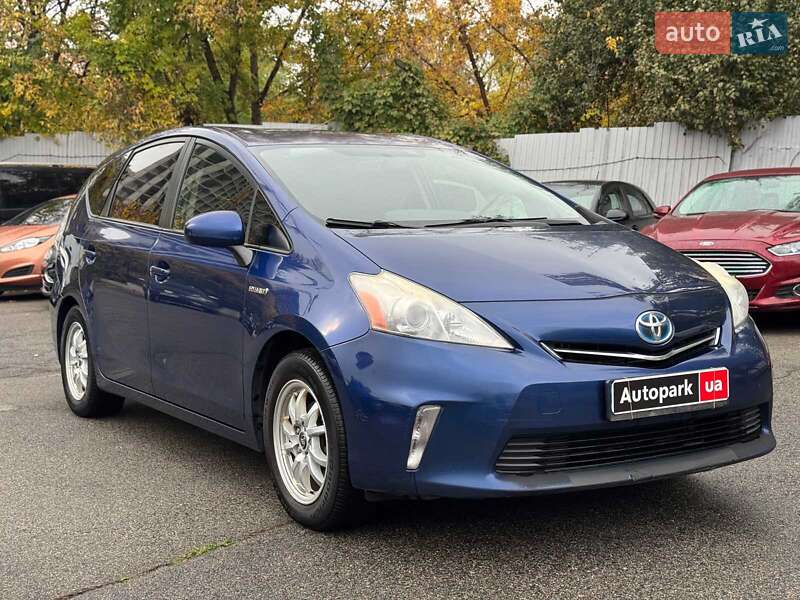 Хетчбек Toyota Prius 2012 в Києві фото 15 Хетчбек Toyota Prius 2012 в Києві
