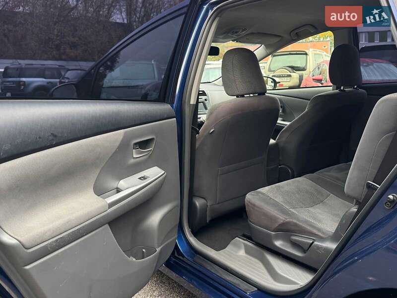 Хетчбек Toyota Prius 2012 в Києві фото 32 Хетчбек Toyota Prius 2012 в Києві