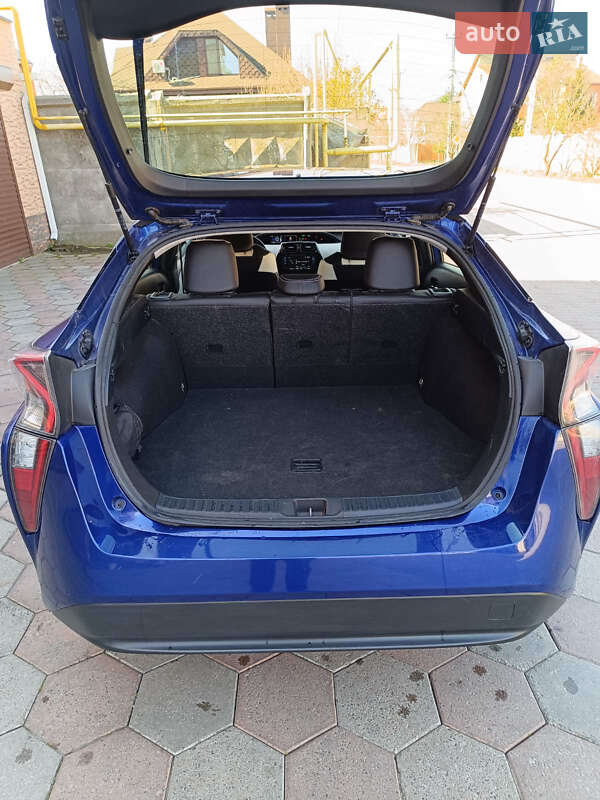 Хетчбек Toyota Prius 2017 в Одесі фото 6 Хетчбек Toyota Prius 2017 в Одесі