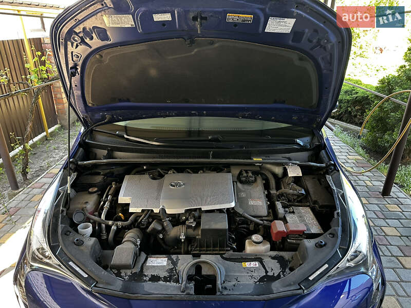Хетчбек Toyota Prius 2017 в Одесі фото 7 Хетчбек Toyota Prius 2017 в Одесі