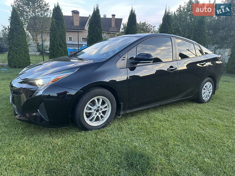 Хэтчбек Toyota Prius 2016 в Черновцах фото 5 Хэтчбек Toyota Prius 2016 в Черновцах