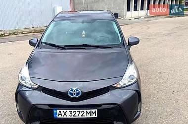 Хэтчбек Toyota Prius 2017 в Харькове