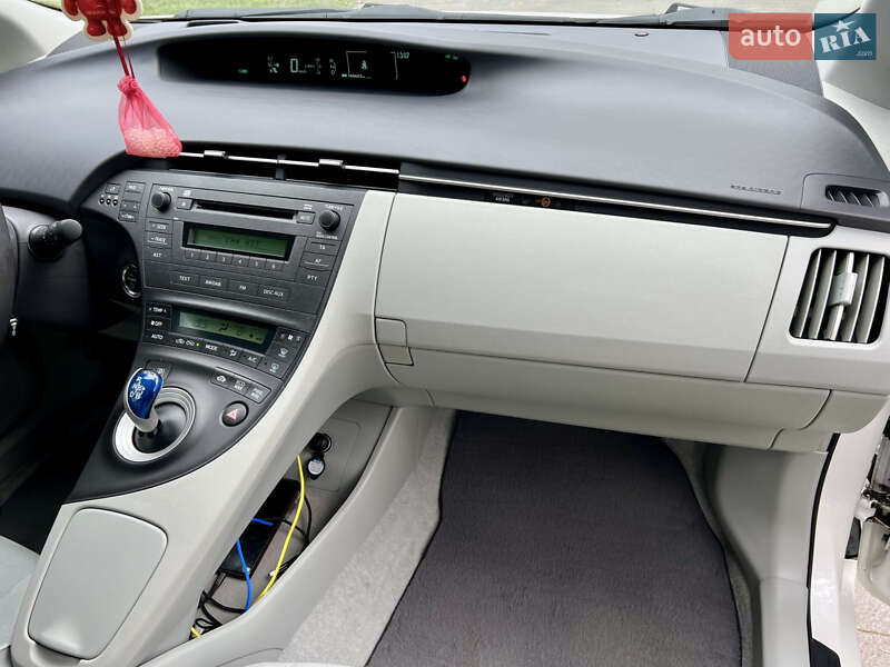 Хетчбек Toyota Prius 2009 в Житомирі фото 42 Хетчбек Toyota Prius 2009 в Житомирі