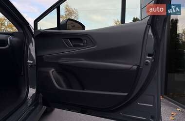 Хэтчбек Toyota Prius 2024 в 