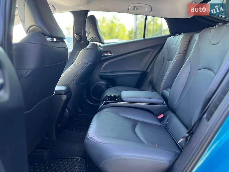 Хэтчбек Toyota Prius 2018 в Ивано-Франковске фото 12 Хэтчбек Toyota Prius 2018 в Ивано-Франковске