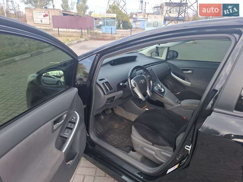 Хетчбек Toyota Prius 2010 в Запоріжжі