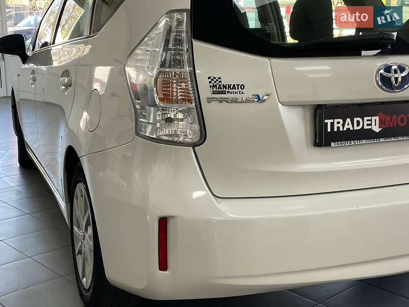 Хэтчбек Toyota Prius 2012 в Киеве фото 12 Хэтчбек Toyota Prius 2012 в Киеве