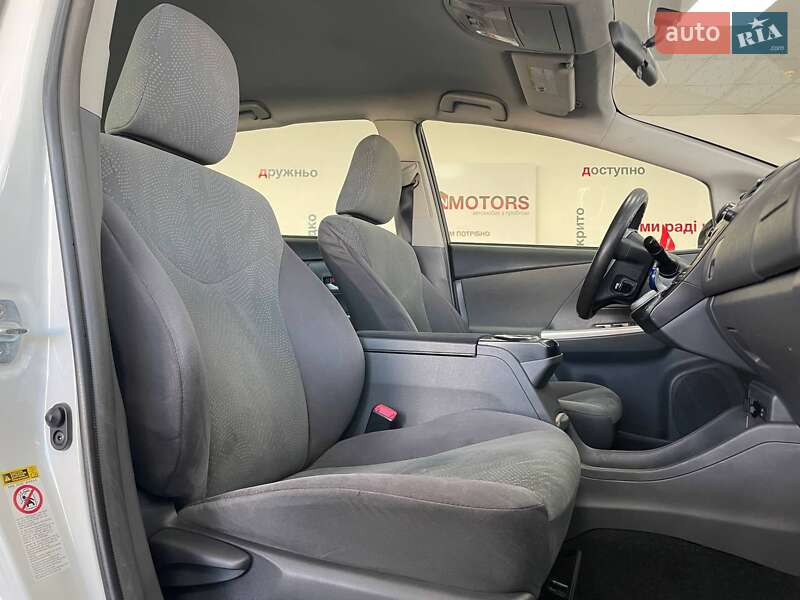 Хэтчбек Toyota Prius 2012 в Киеве фото 39 Хэтчбек Toyota Prius 2012 в Киеве