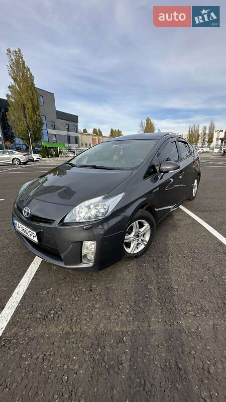 Хэтчбек Toyota Prius 2010 в Киеве фото Хэтчбек Toyota Prius 2010 в Киеве