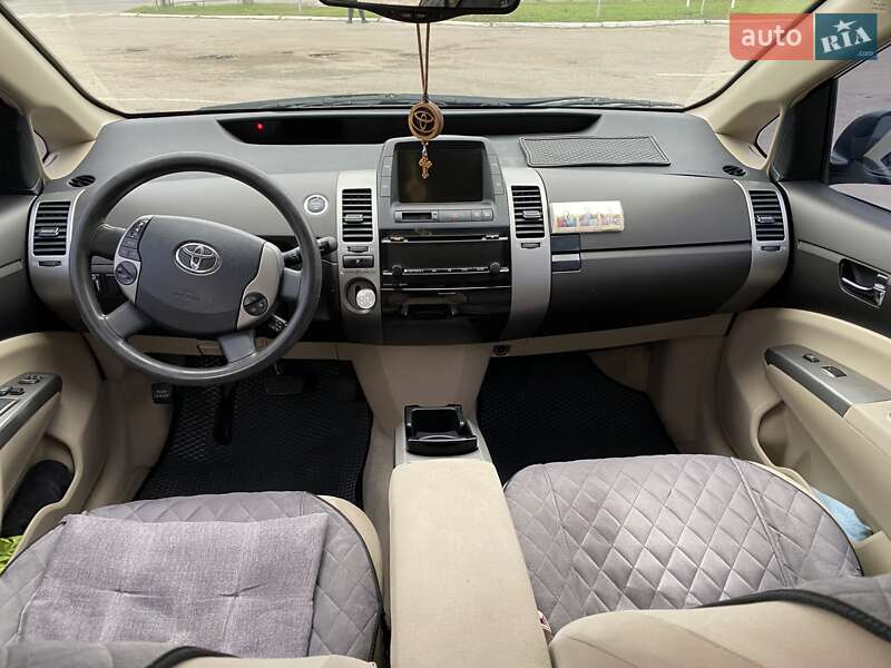 Хэтчбек Toyota Prius 2005 в Харькове