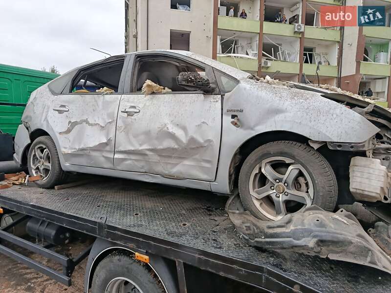 Хэтчбек Toyota Prius 2007 в Петропавловской Борщаговке