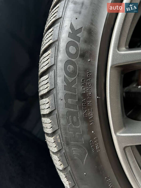 Хетчбек Toyota Prius 2013 в Києві