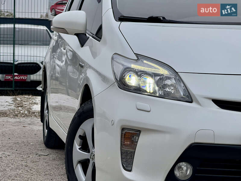 Хэтчбек Toyota Prius 2012 в Киеве