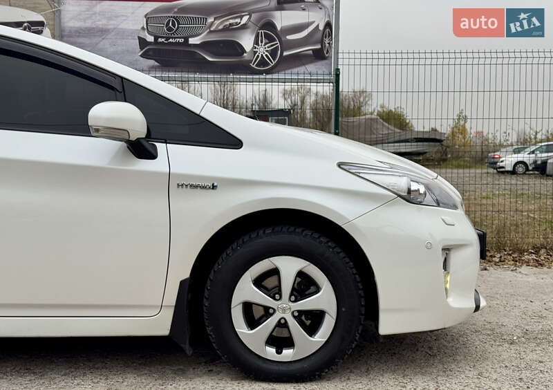 Хэтчбек Toyota Prius 2012 в Киеве