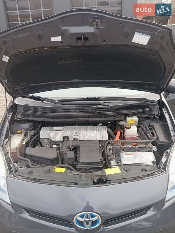 Хетчбек Toyota Prius 2012 в Калуші