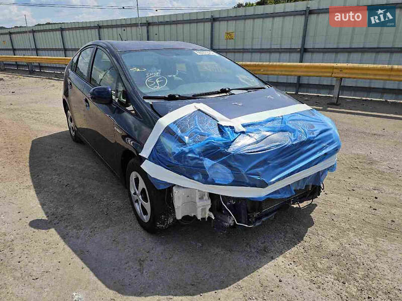 Хэтчбек Toyota Prius 2012 в Львове фото 2 Хэтчбек Toyota Prius 2012 в Львове