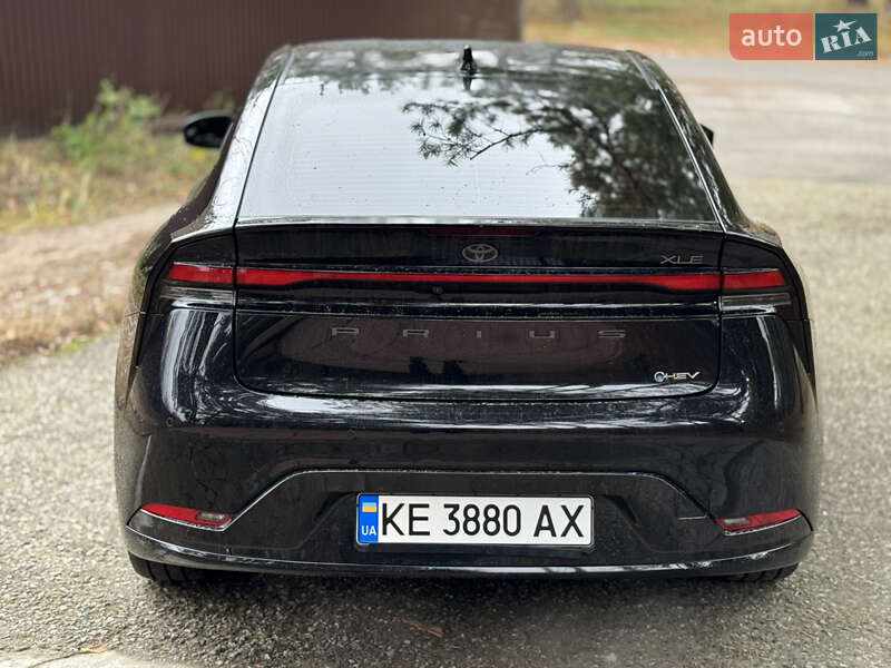 Хэтчбек Toyota Prius 2023 в Киеве фото 6 Хэтчбек Toyota Prius 2023 в Киеве