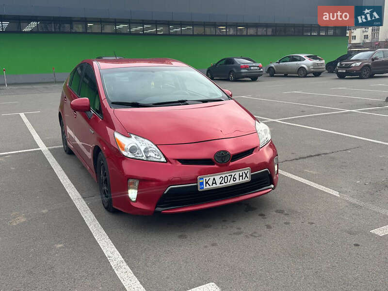 Хэтчбек Toyota Prius 2014 в Киеве фото 2 Хэтчбек Toyota Prius 2014 в Киеве