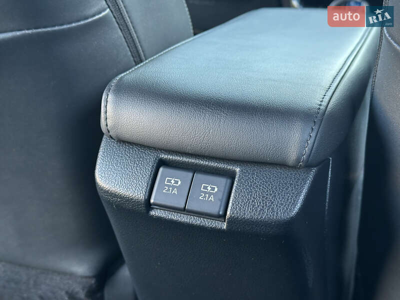 Хетчбек Toyota Prius 2022 в Одесі