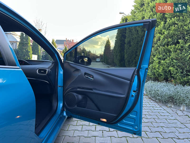 Хетчбек Toyota Prius 2022 в Одесі