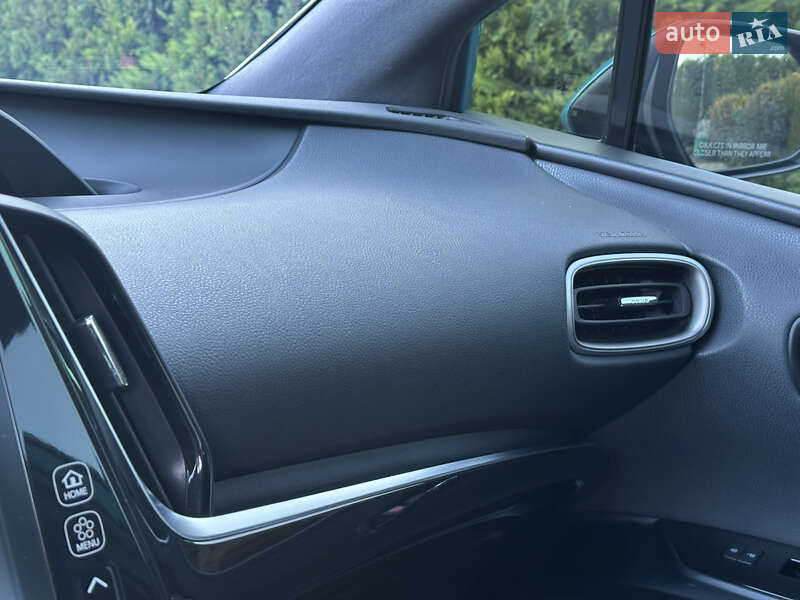 Хетчбек Toyota Prius 2022 в Одесі