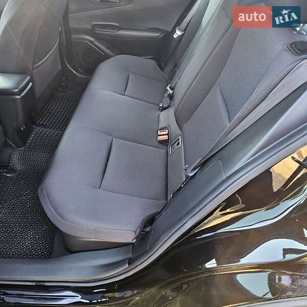Хэтчбек Toyota Prius 2024 в Одессе фото 10 Хэтчбек Toyota Prius 2024 в Одессе