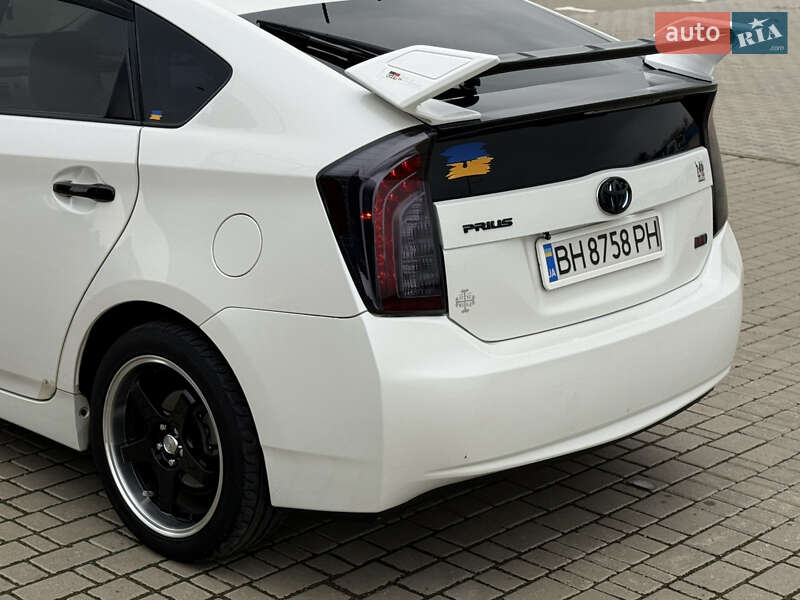 Хэтчбек Toyota Prius 2012 в Одессе